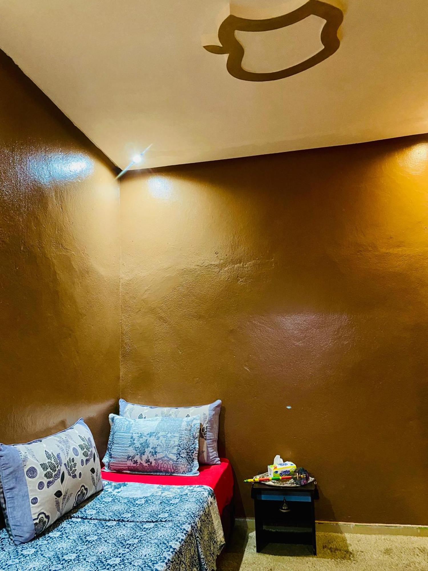 Calm Close To Airport Of Marrakech Apartment